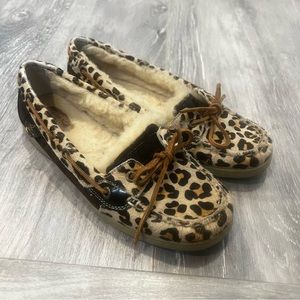 Sperry fur lined topsiders